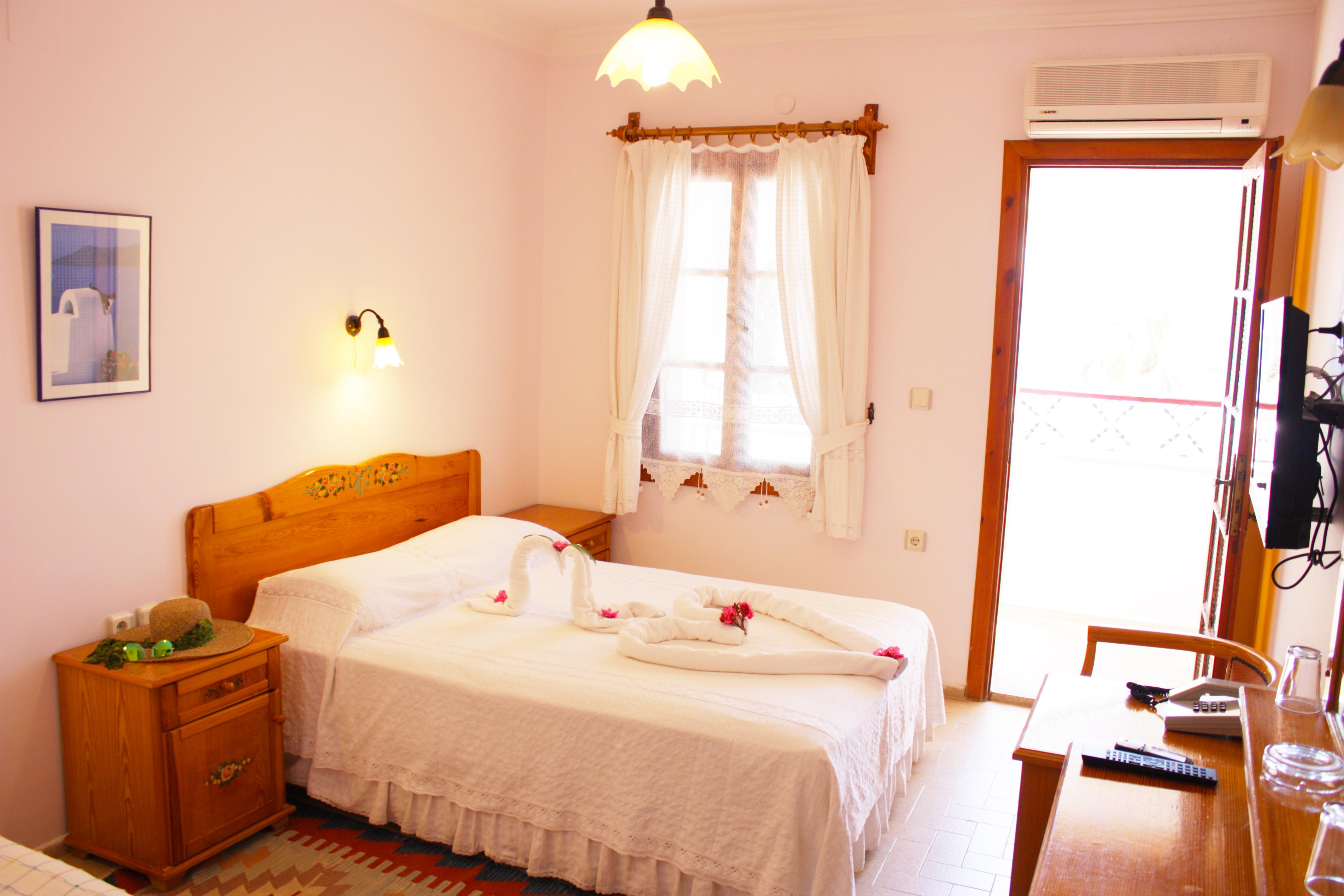 Toloman Hotel Bitez Beach エクステリア 写真