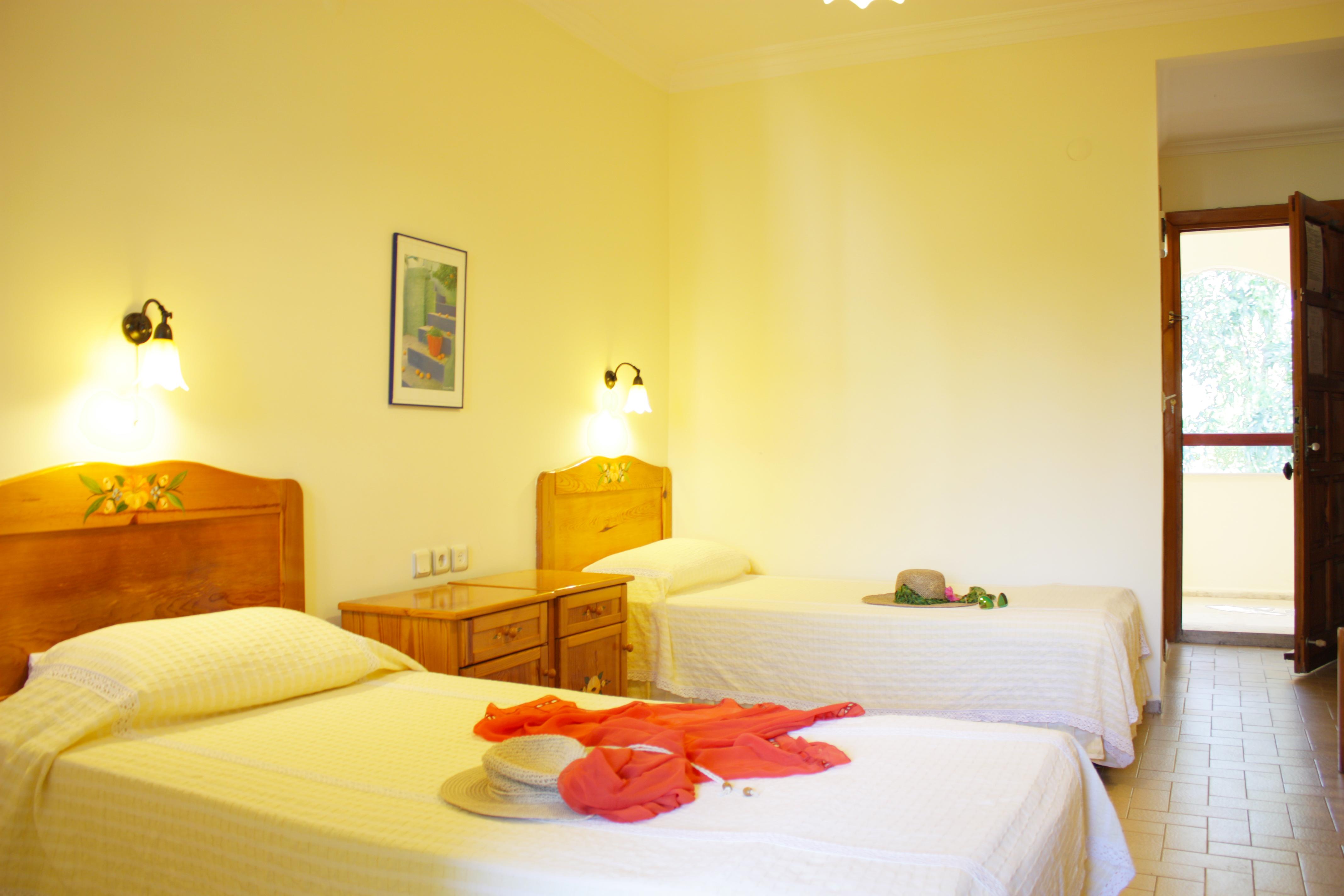 Toloman Hotel Bitez Beach エクステリア 写真